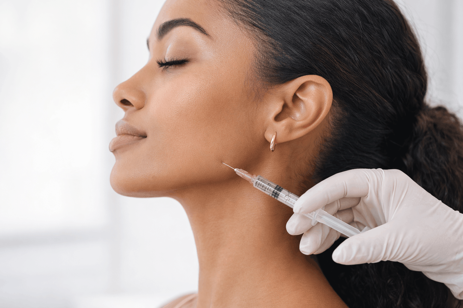 How to Get a Sharper & Better Jawline (2026 Guide): Natural Methods, Jawline Exercises & Treatments That Actually Work